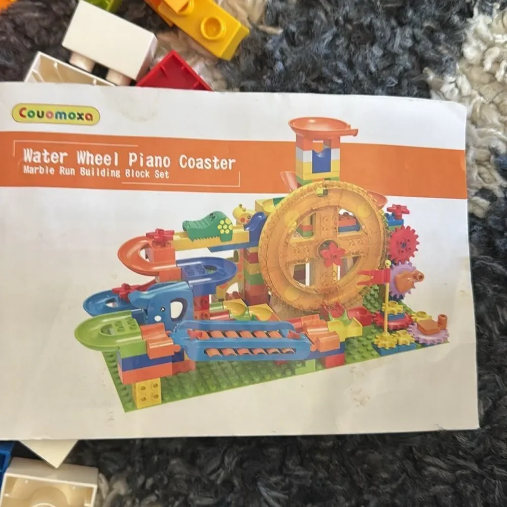 Bundle of 2 Building Block Sets